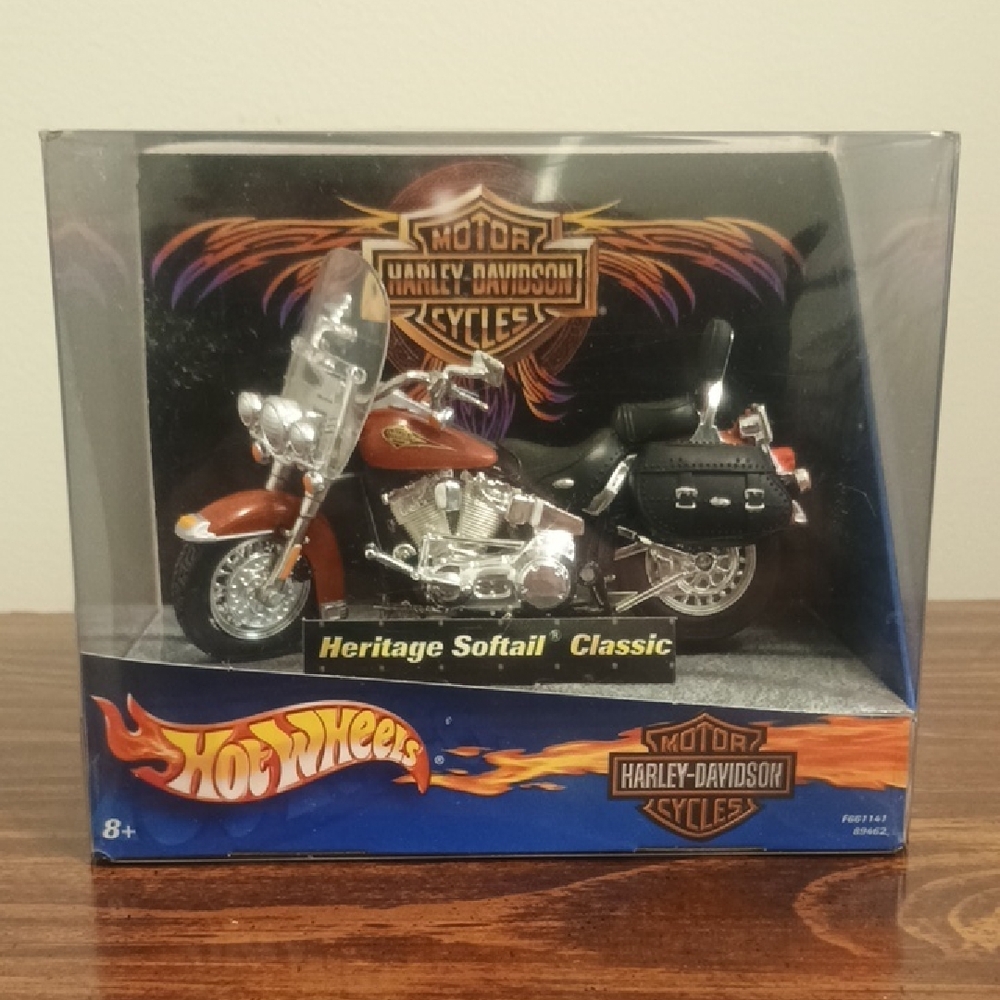 Hot Wheels And Harley-Davidson Heritage Softail Classic